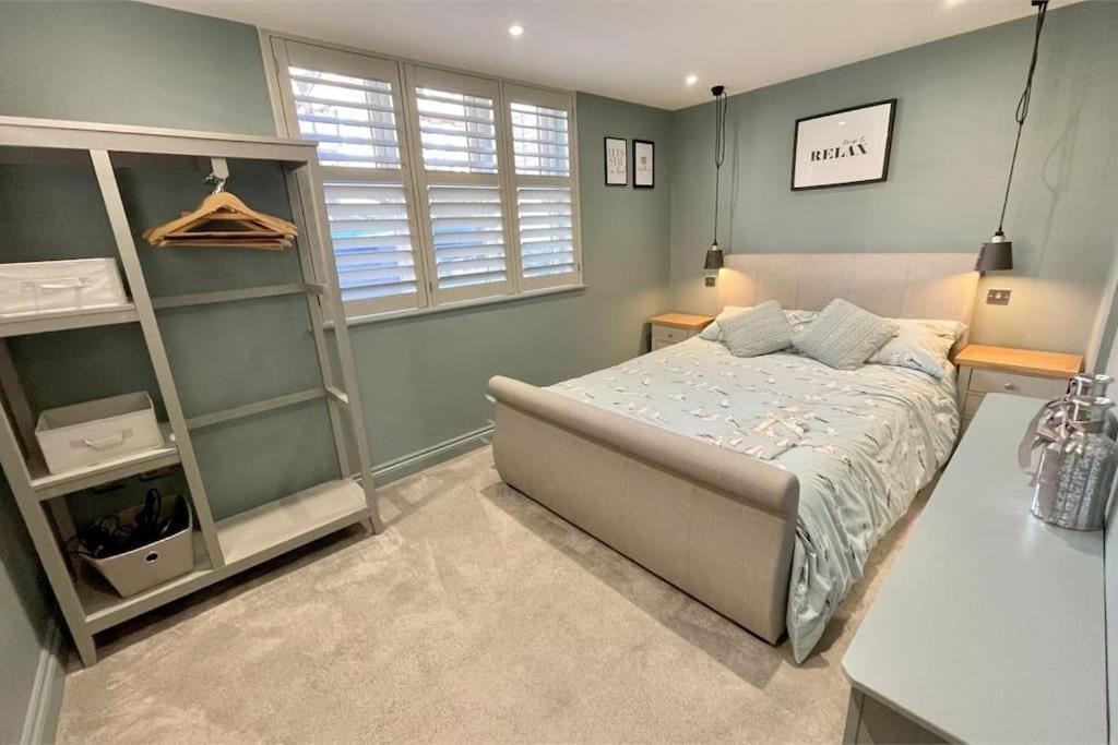 본머스 Bournecoast: Beautiful Two Bed Coach House-Hb5458 빌라 외부 사진