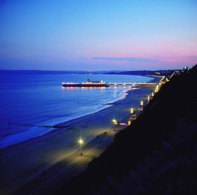 본머스 Bournecoast: Beautiful Two Bed Coach House-Hb5458 빌라 외부 사진