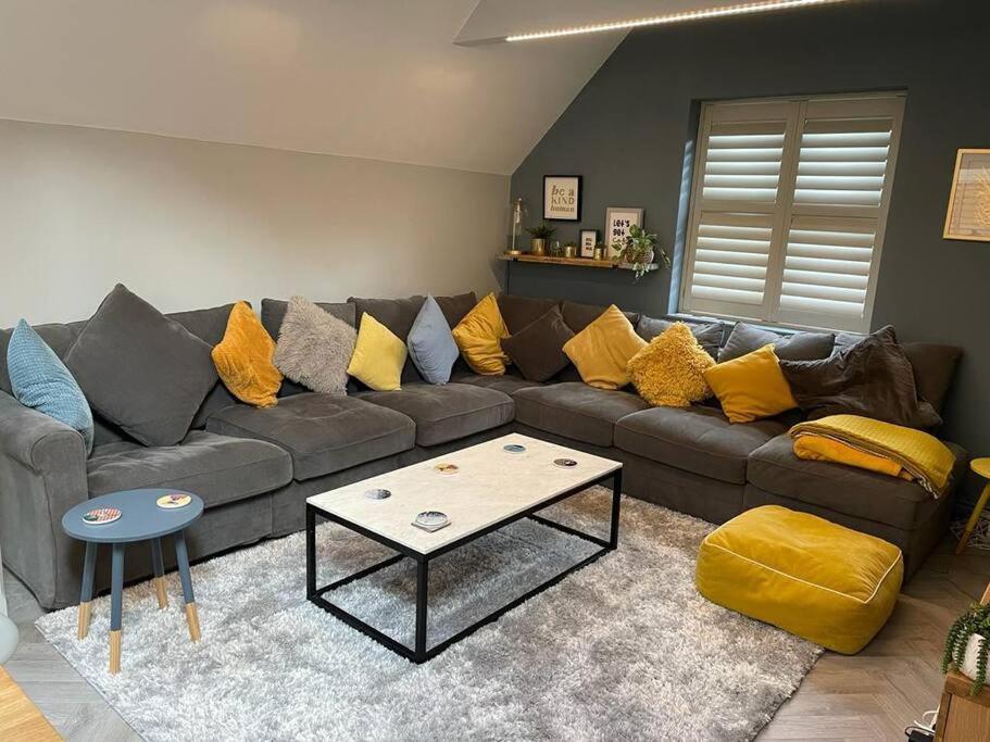 본머스 Bournecoast: Beautiful Two Bed Coach House-Hb5458 빌라 외부 사진
